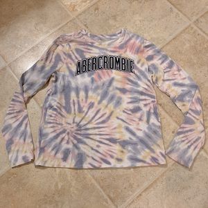 Tie-dye long sleeve tee